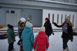 Необычный сюрприз для ребят — спортивный праздник «Зимние забавы» прошел сегодня в деревне Слобода